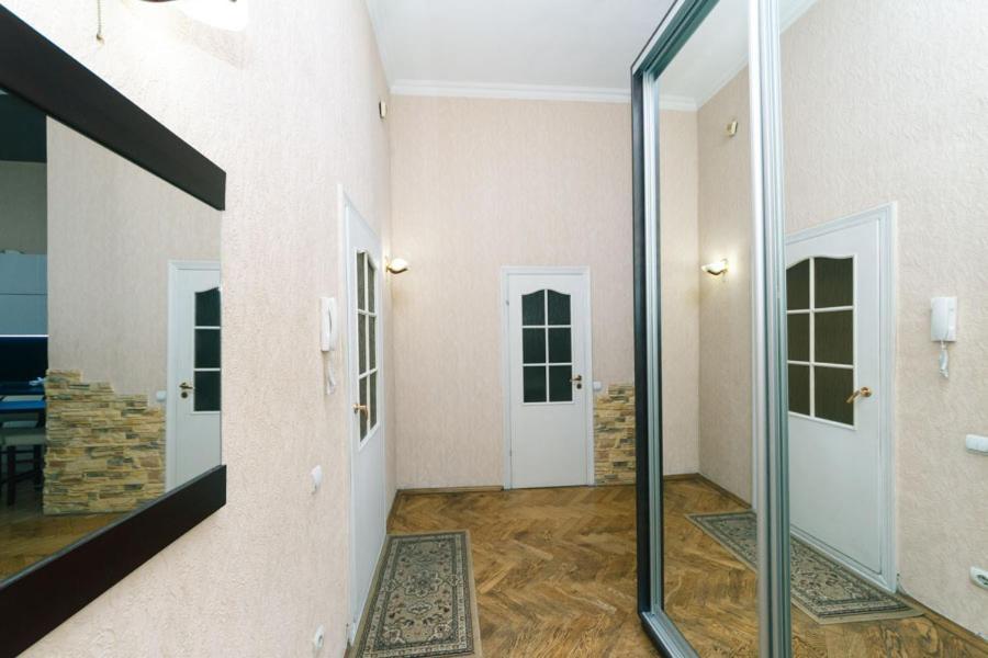 Ferienwohnung Amazing Heart Of Kiev Exterior foto